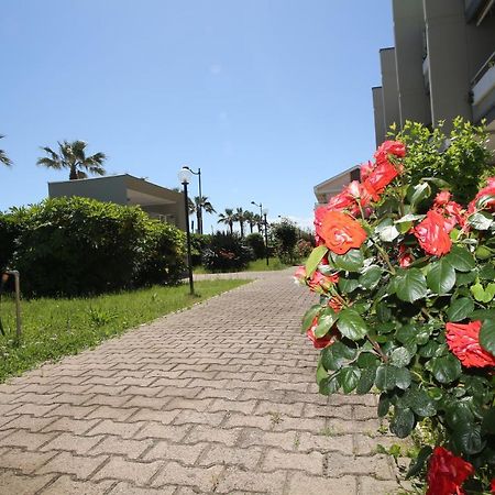 Residence Le Palme Montesilvano Marina 외부 사진