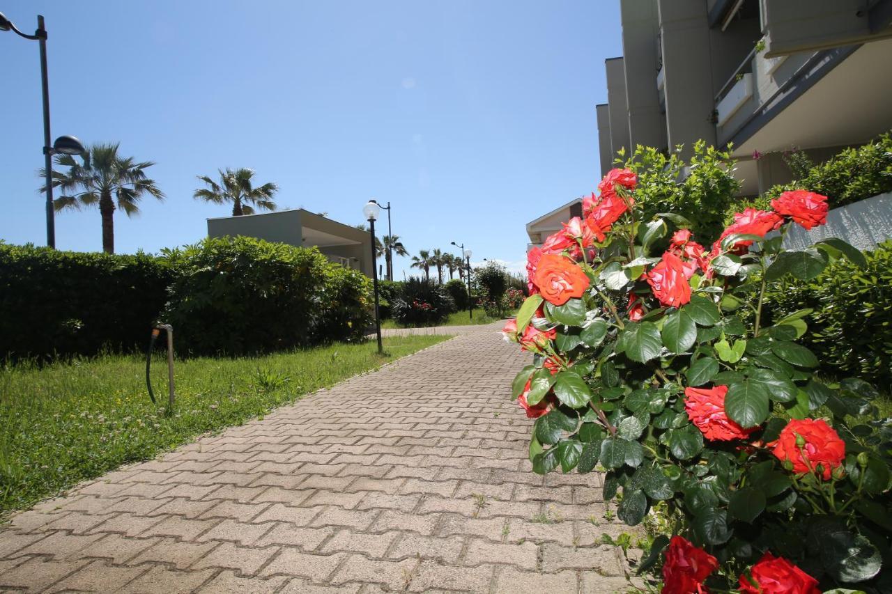 Residence Le Palme Montesilvano Marina 외부 사진